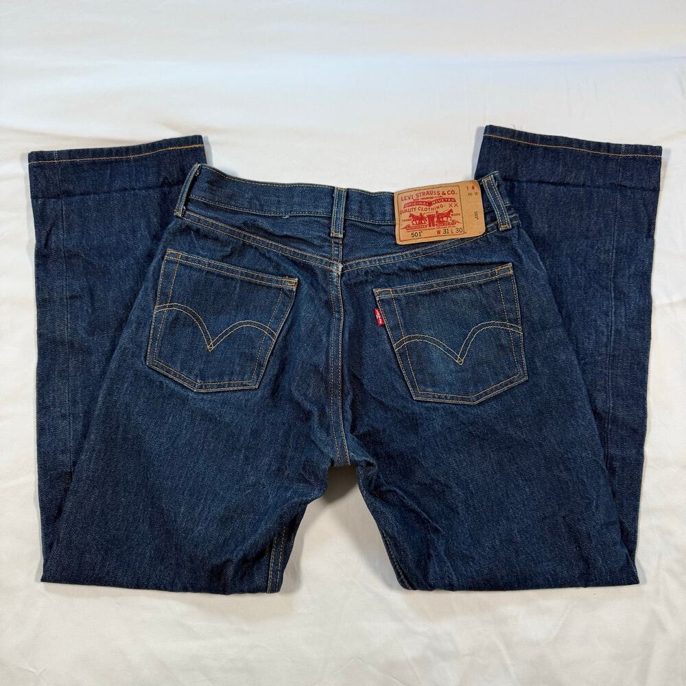 Levi's 501 Jeans Mens 31x30 Dark Wash Button Fly Straight Leg 100% Cotton